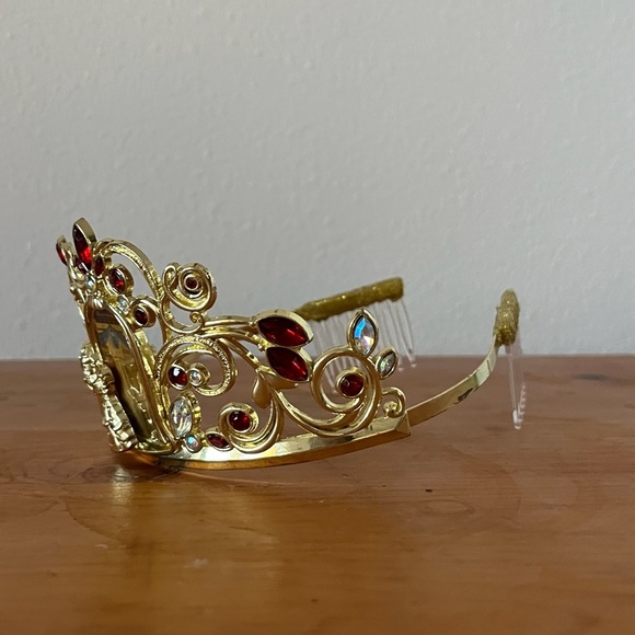 Disney Castle collection princess Belle Crown NWOT - Picture 5 of 5